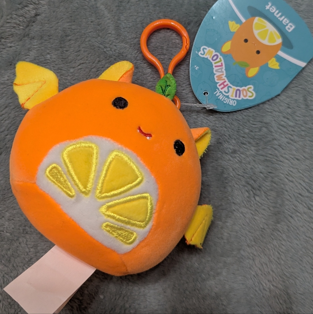 Barnet Squishmallow Orange Bat Clip